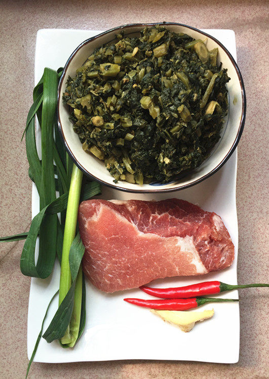 腌苦辣菜炒土猪肉丝#