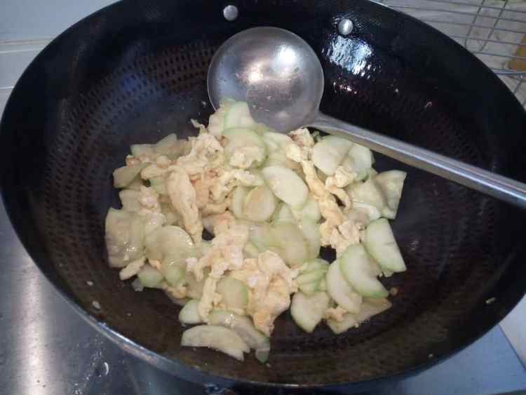 茭瓜炒鸡蛋