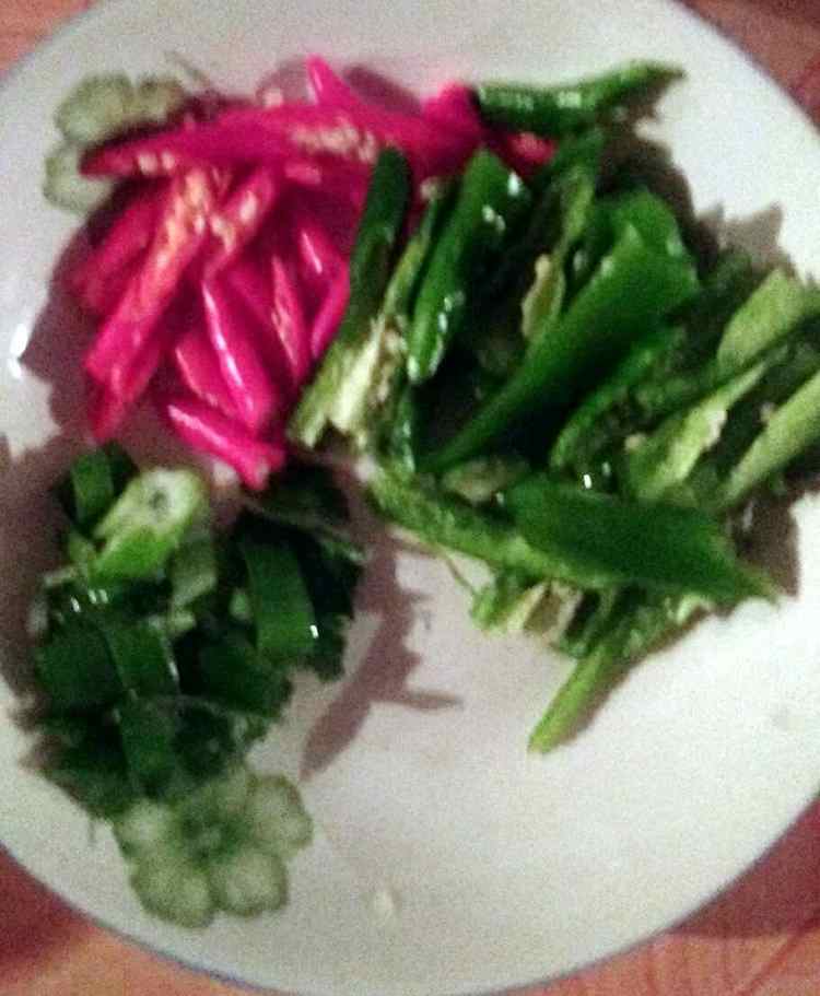 芹菜炒肉