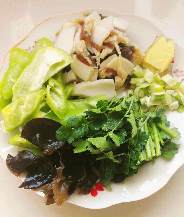 腊肉炒白菜