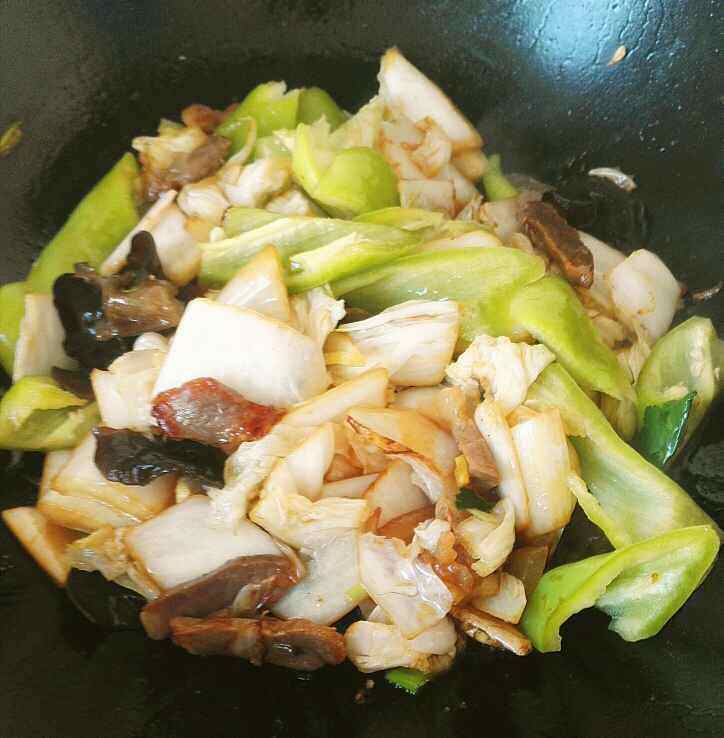 腊肉炒白菜