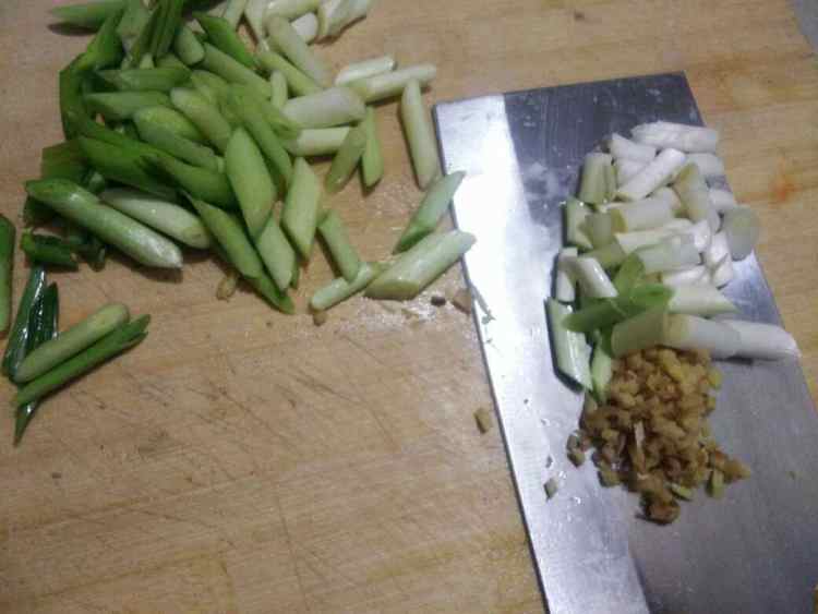 木耳炒鸡蛋