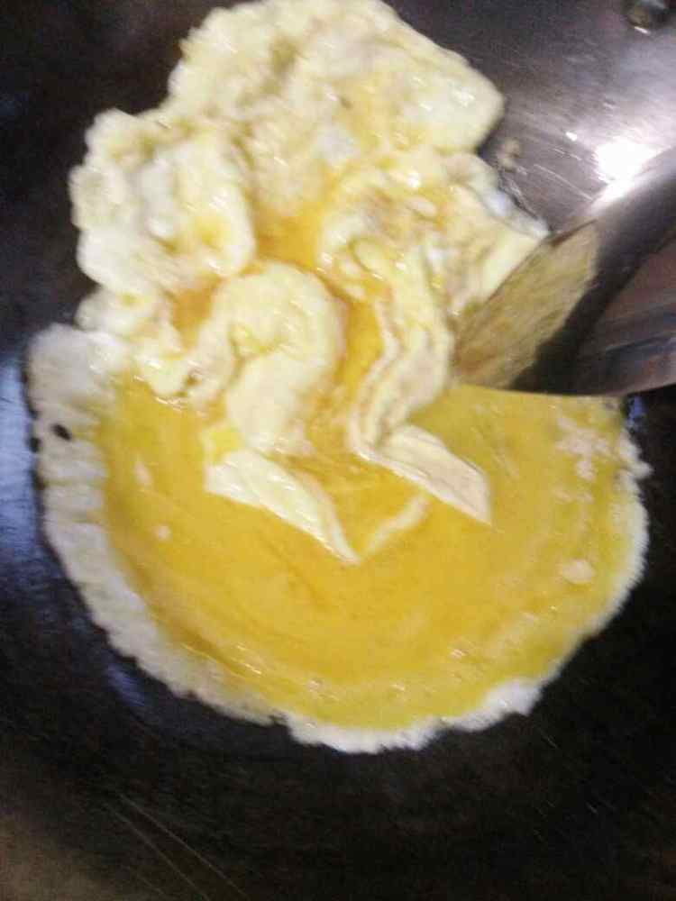 木耳炒鸡蛋
