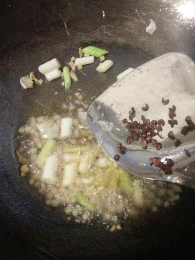 木耳炒鸡蛋