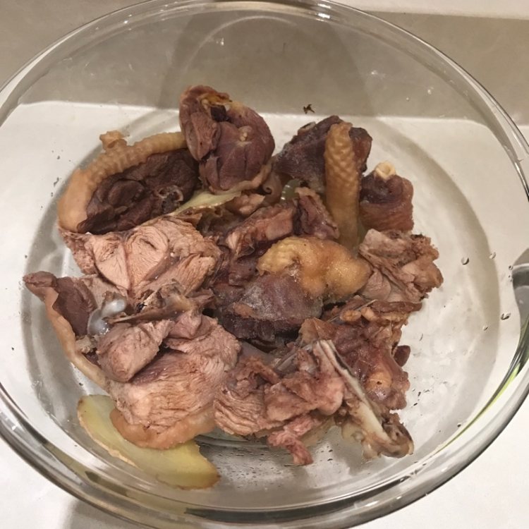 红烧鸡块玉米