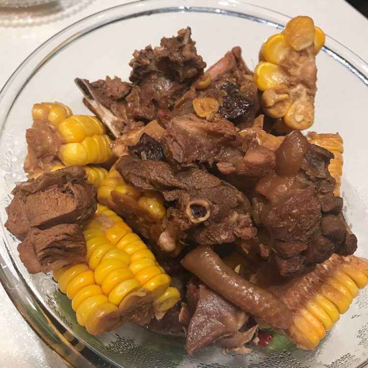 红烧鸡块玉米