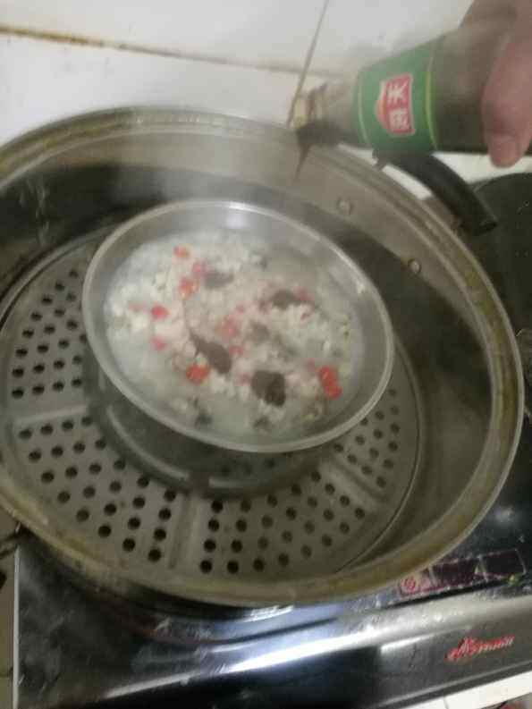 蒜蓉辣椒蒸生蚝肉