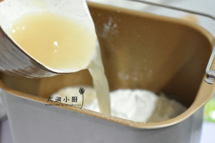 蜜梨全麦小熊面包