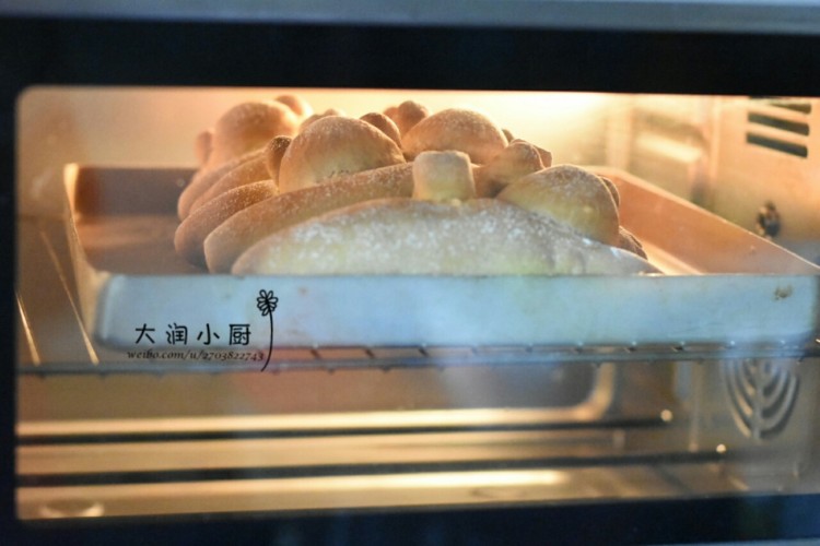 蜜梨全麦小熊面包