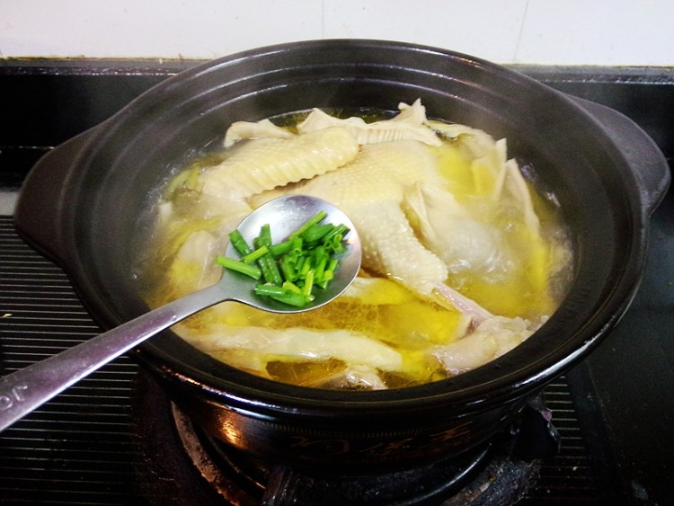 野笋干炖鸡