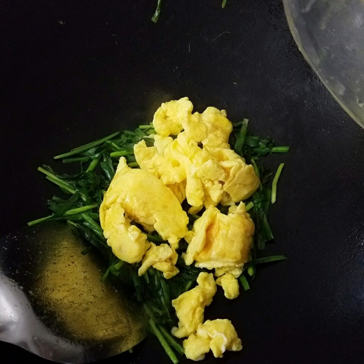 韭菜炒鸡蛋