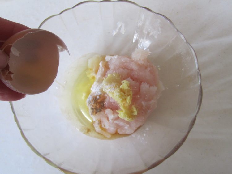 龙利鱼韭菜春卷