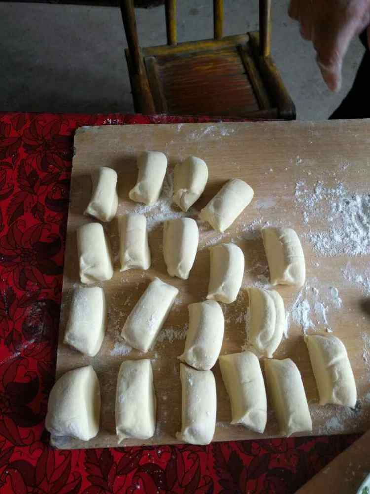 玉米肉包子