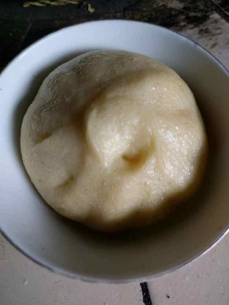 玉米肉包子