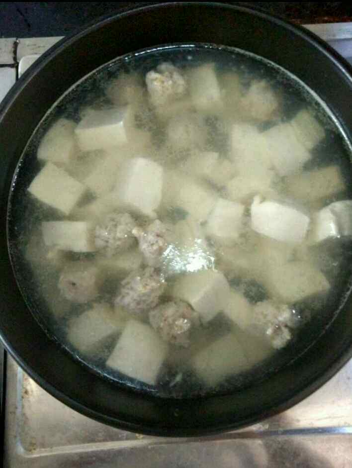 肉丸豆腐汤