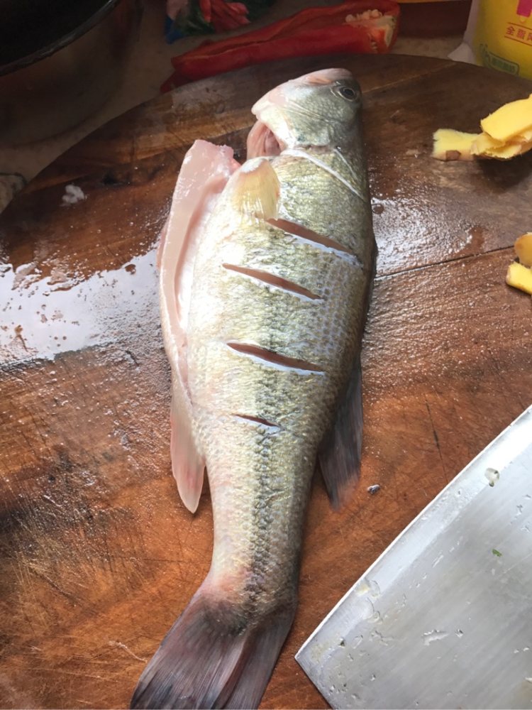 清蒸鲈鱼