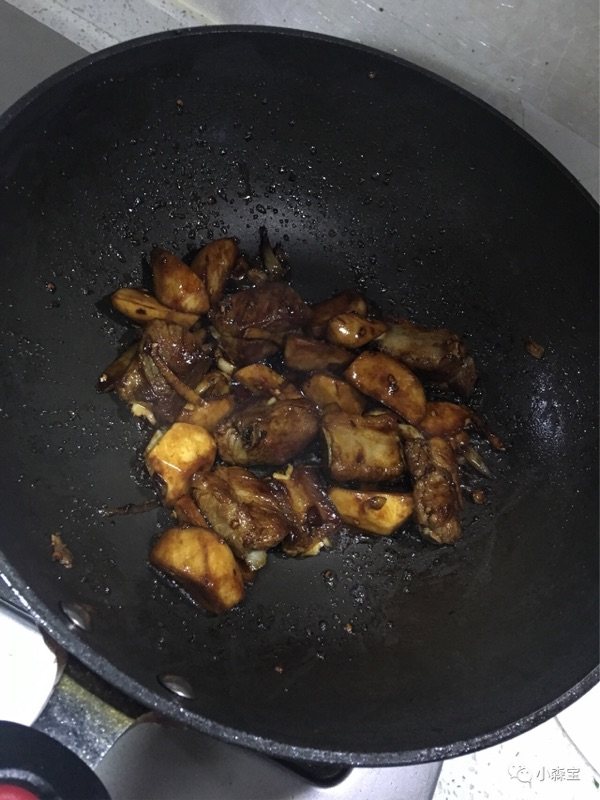 杏鲍菇焖排骨