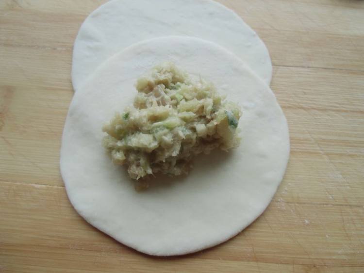 腊肉萝卜馅饼