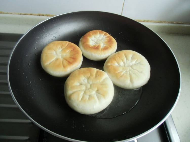 腊肉萝卜馅饼