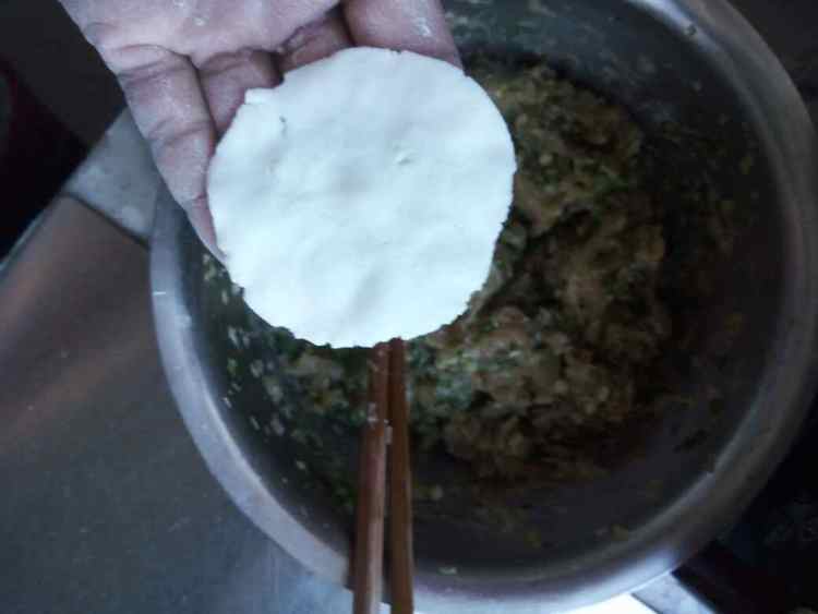 鸡肉水晶饺