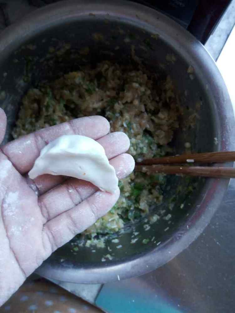 鸡肉水晶饺