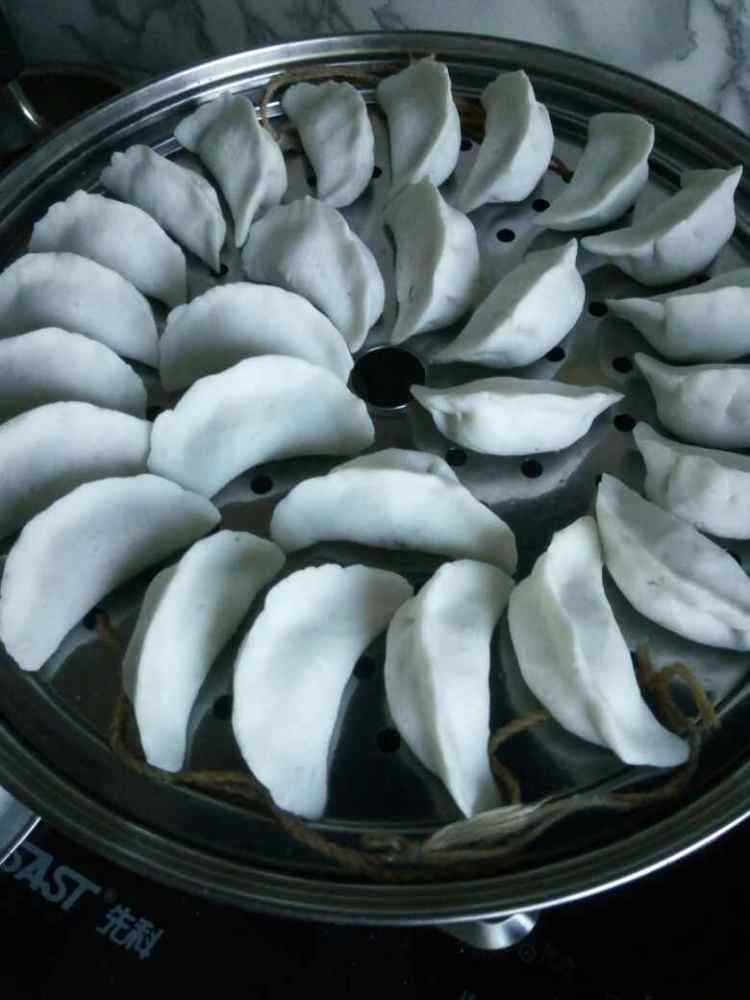 鸡肉水晶饺