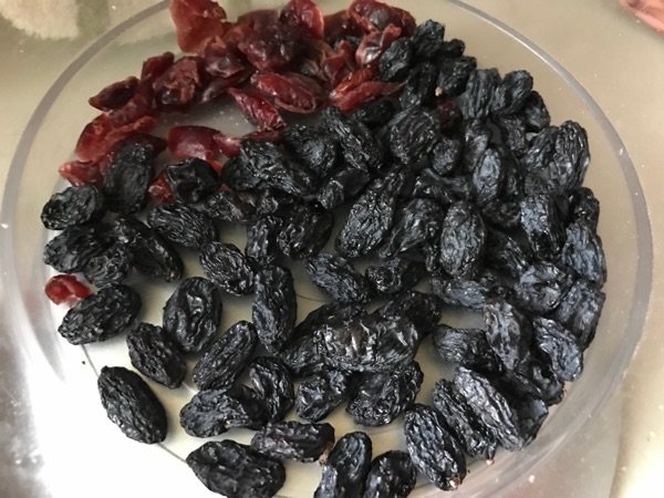 全麦坚果果干软欧