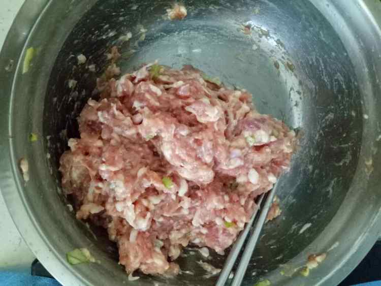 小白菜汆丸子