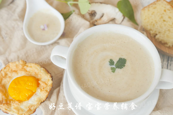 奶香菌菇浓汤