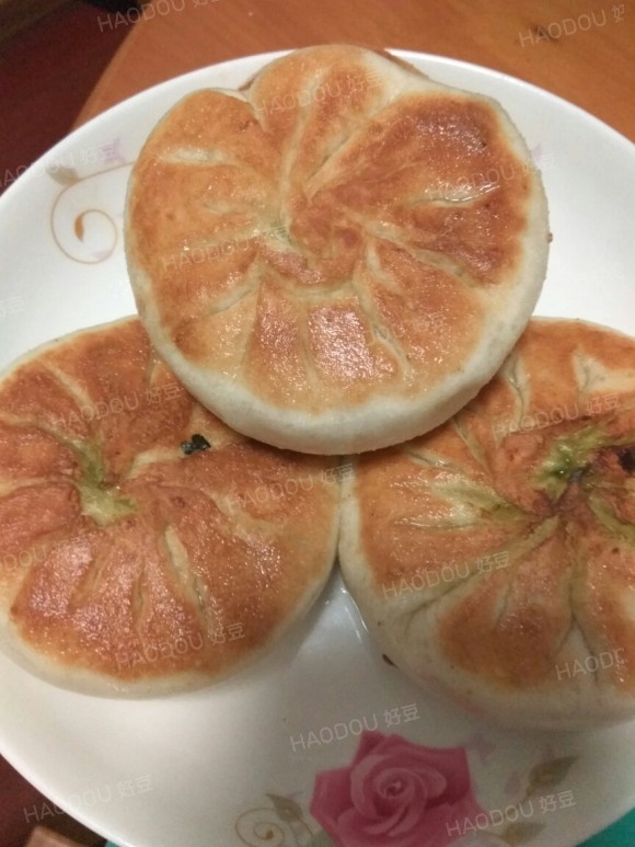 韭菜鸡蛋发面饼