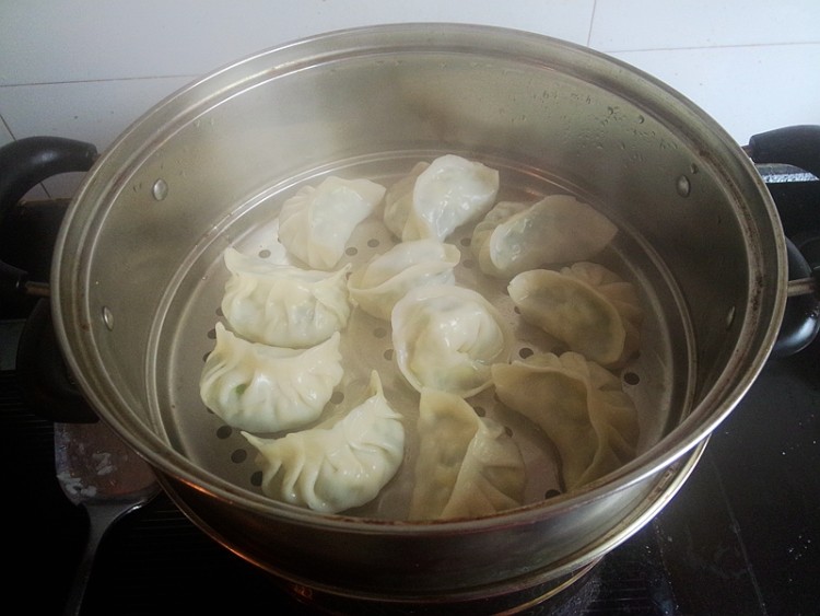 韭菜鸡蛋蒸饺