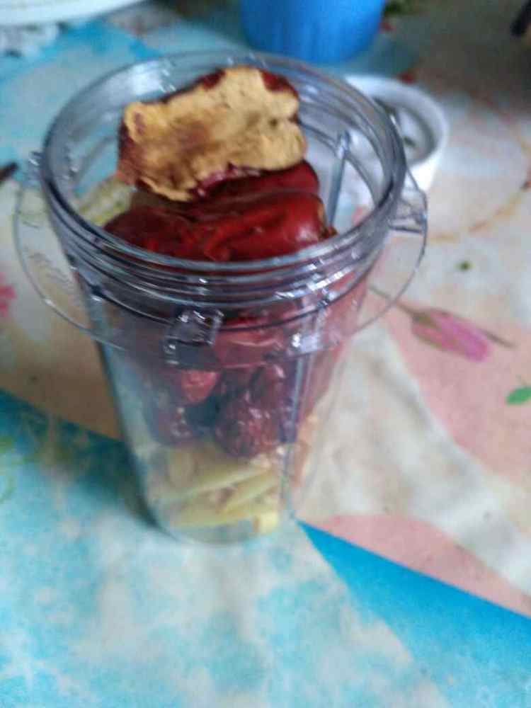 红糖红枣姜母茶