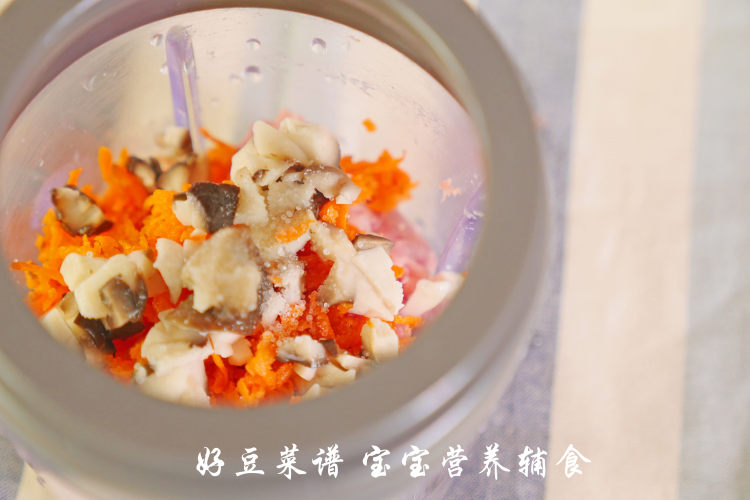小黄鸡爱吃菜