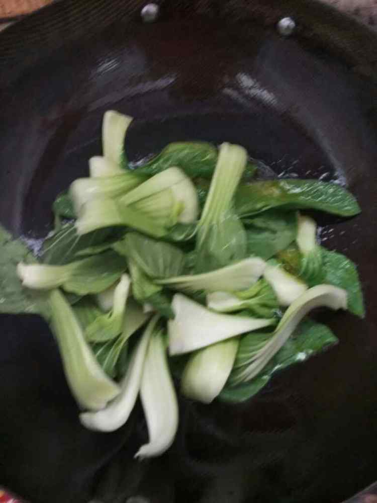 油豆腐烧上海青