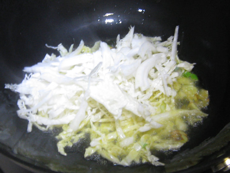 猪头肉炒白菜