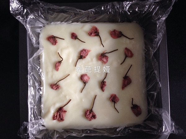 樱花牛奶冻