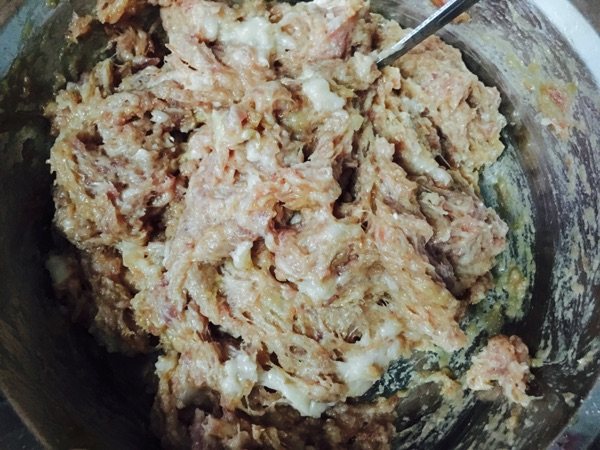 玉米肉馅饼