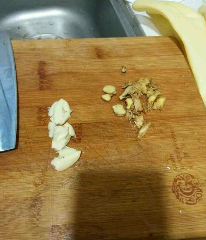 边菜叶