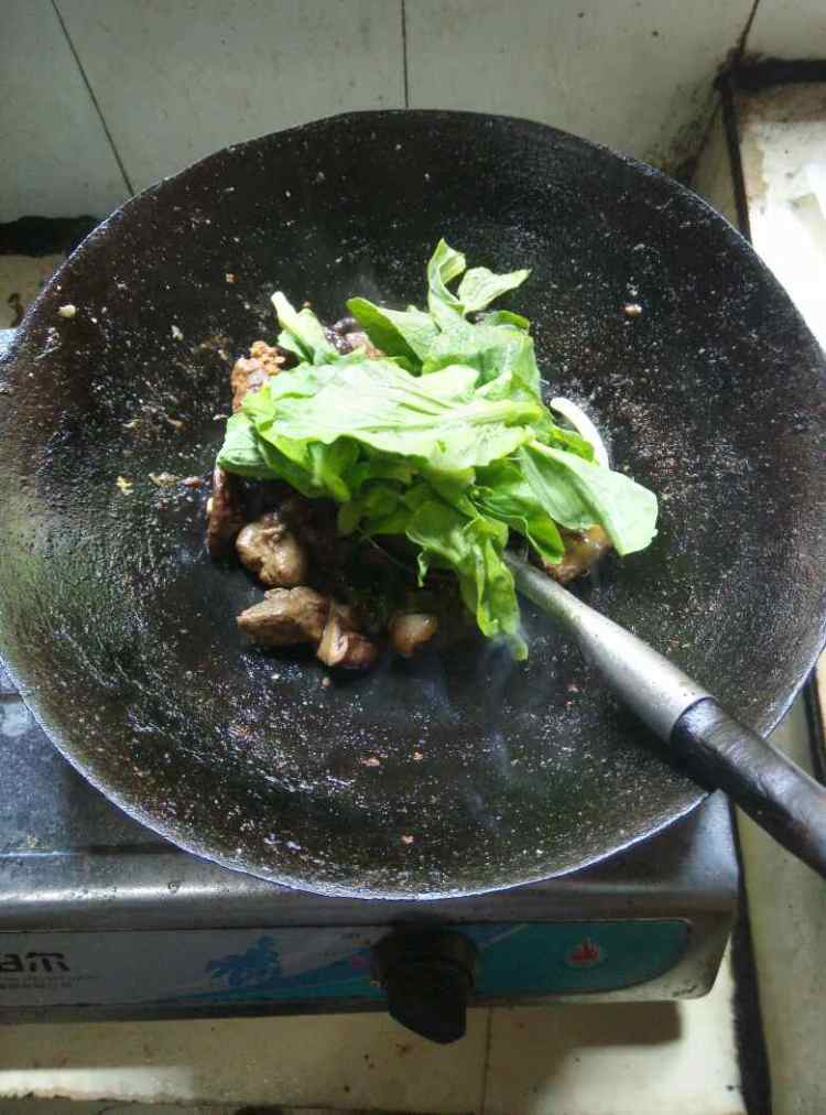 菜苔菌菇炒肉