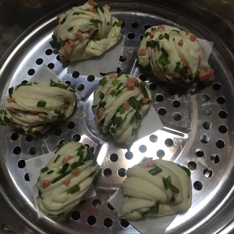䓤香火腿花卷