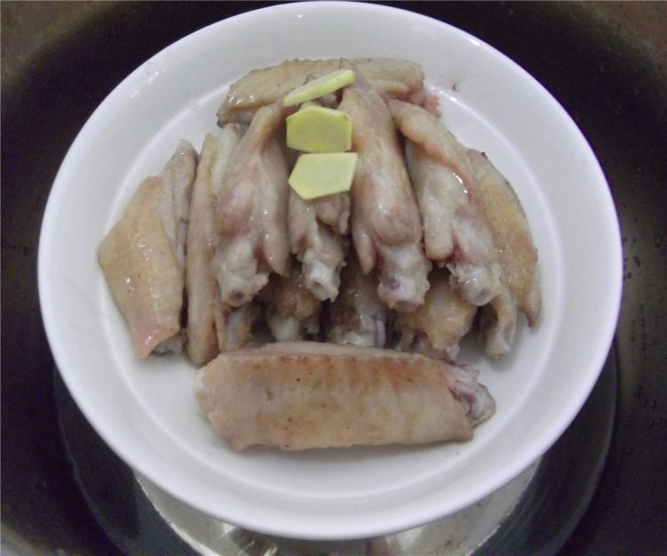 蒸盐焗鸡翅