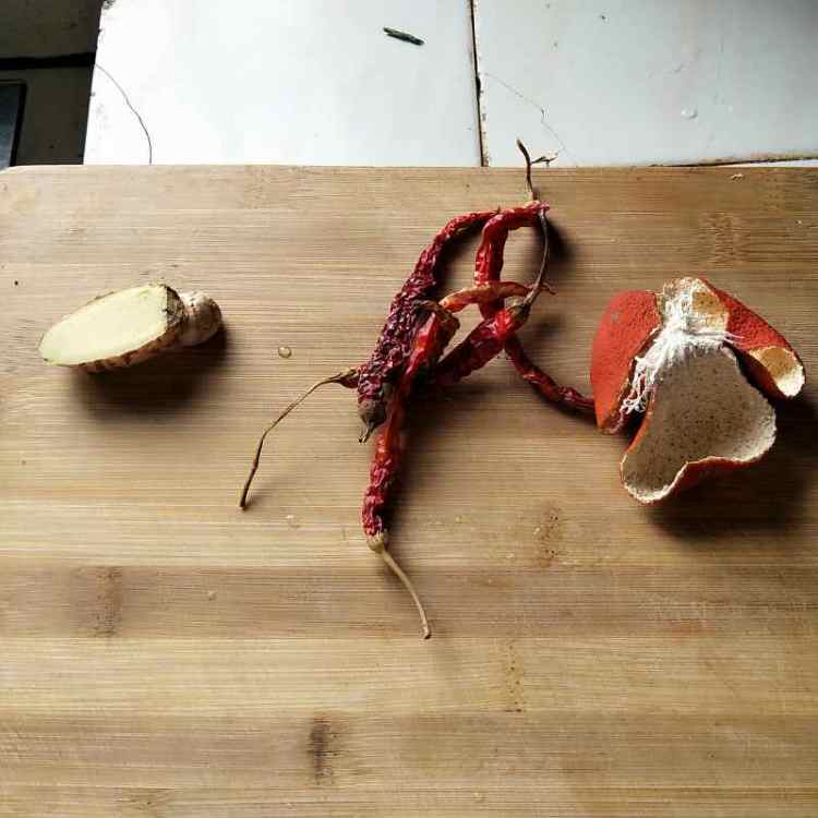 萝卜干烧肉
