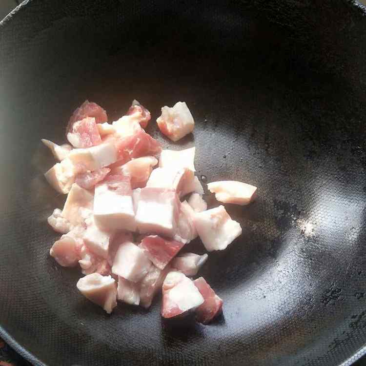 萝卜干烧肉
