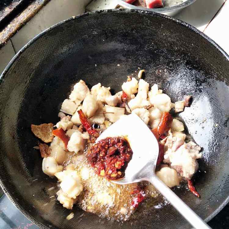 萝卜干烧肉