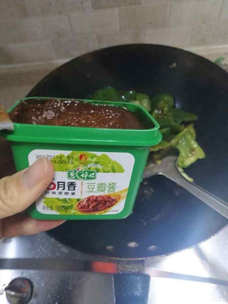 青椒炒肉片