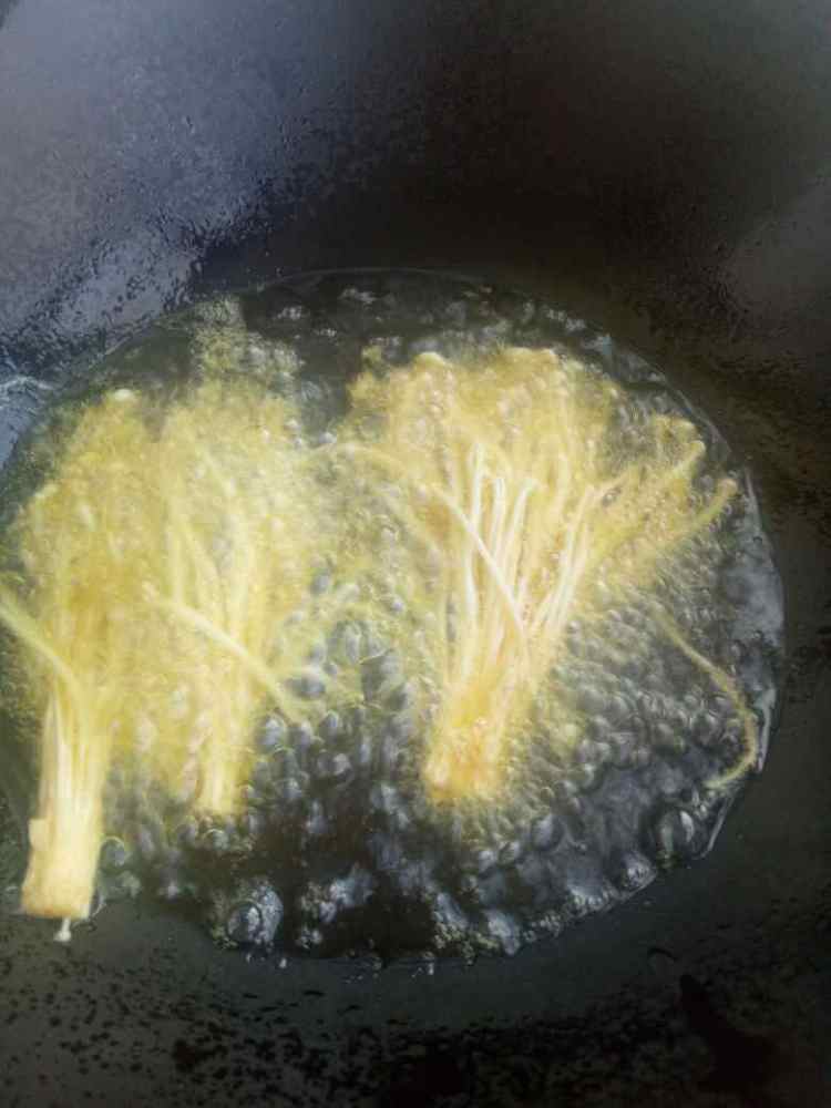 油炸金针菇