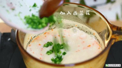 西蓝花豆米粥