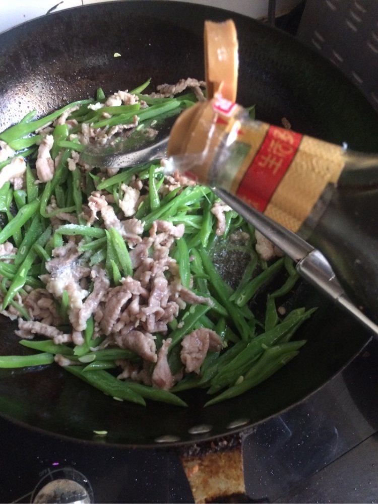 豆角炒肉丝