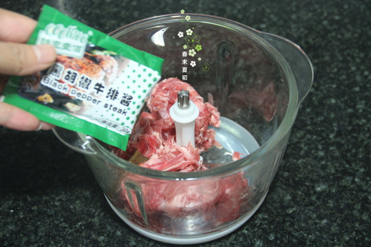 牛肉苏格兰蛋荞麦饭团