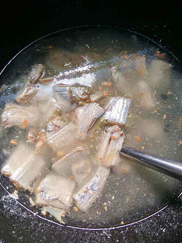 营养带鱼汤